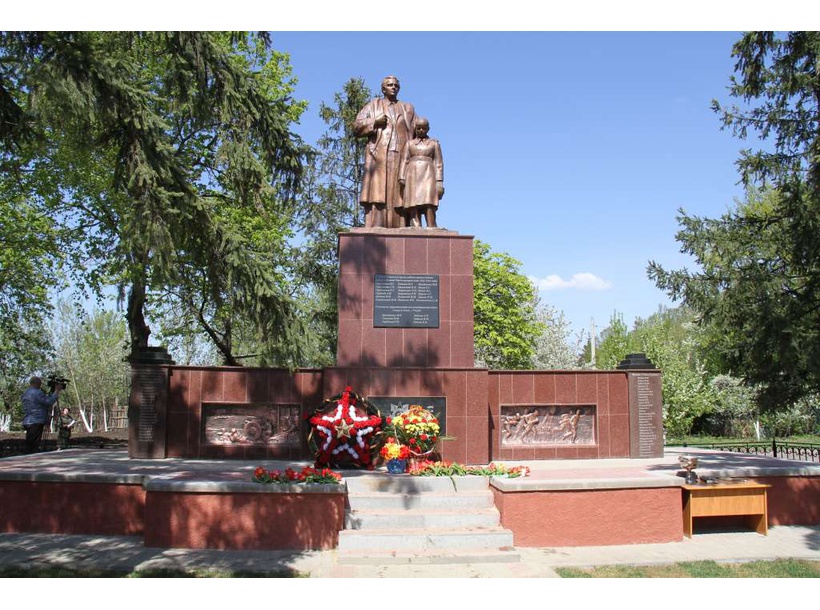 Памятники воинской славы. Фотоматериал памятники воинской славы. Мемориал воинской славы Новоузенск. Обелиск воинской славы. «Памятники воинской славы». Г. Липецка.